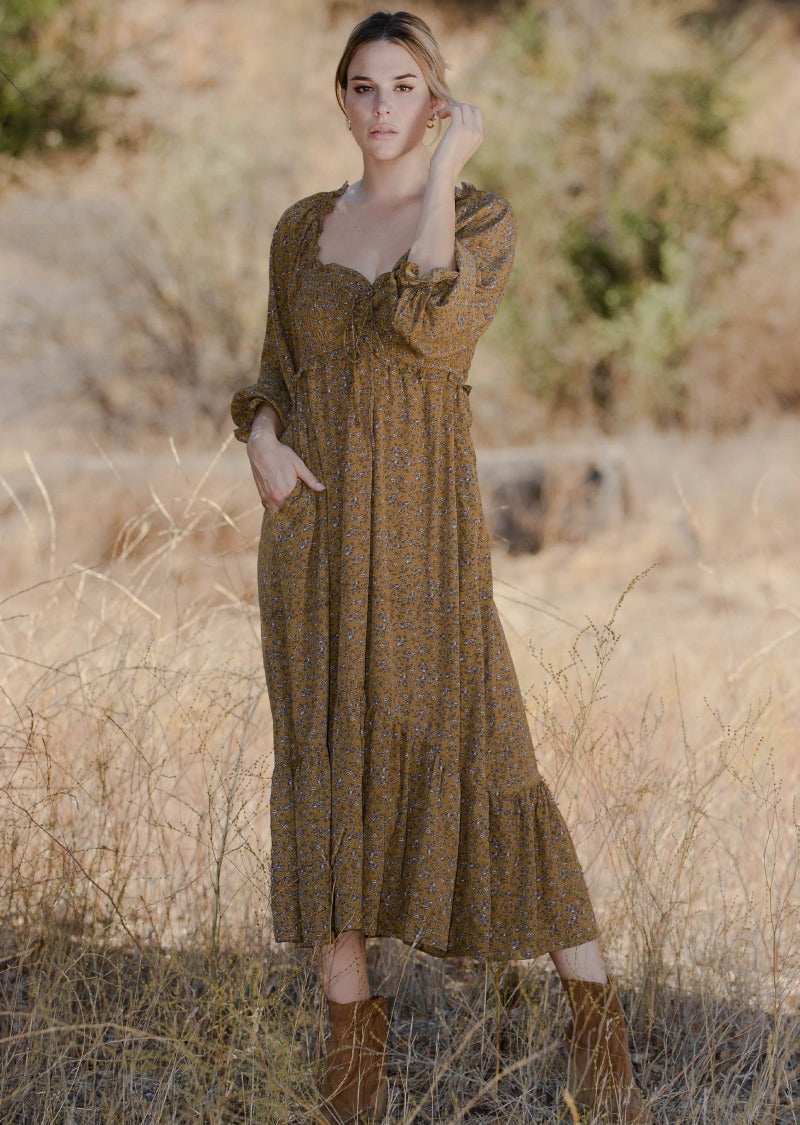 Sweetheart Neckline Maxi Dress